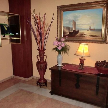 Hostal Restaurante El Paso Bailén Exteriör bild