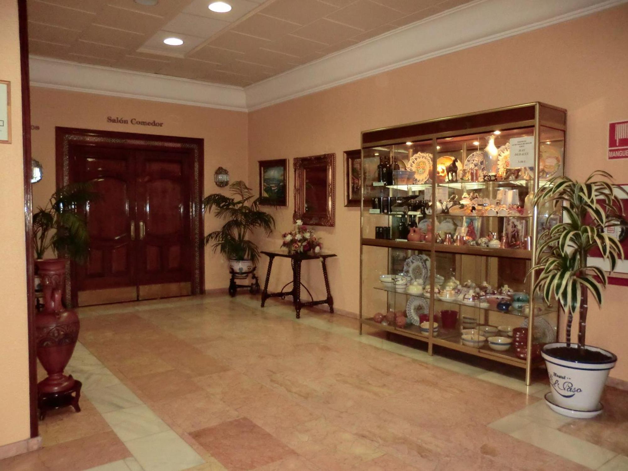 Hostal Restaurante El Paso Bailén Exteriör bild